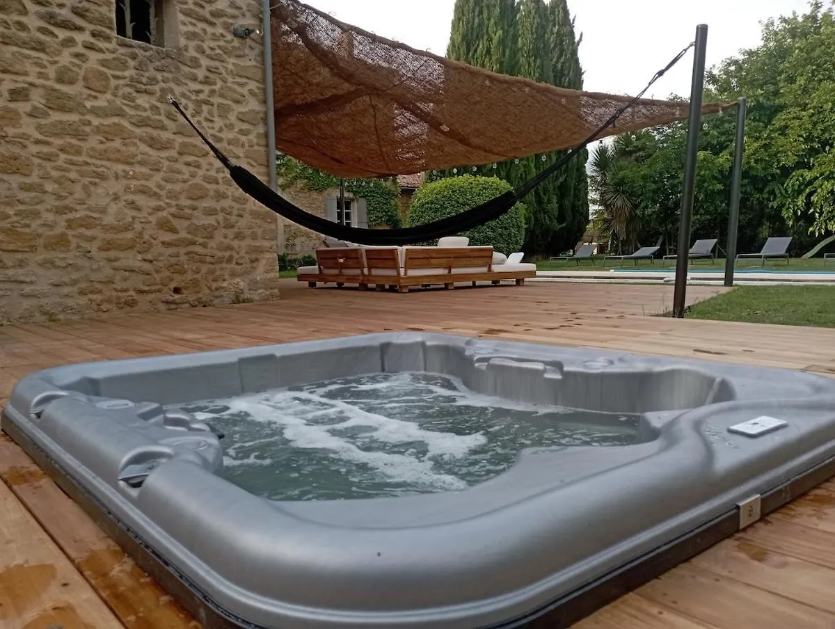 Ideal Festival D Avignon Magnifique Mas Avec Piscine Et Jacuzzi Althen-des-Paluds 0*,